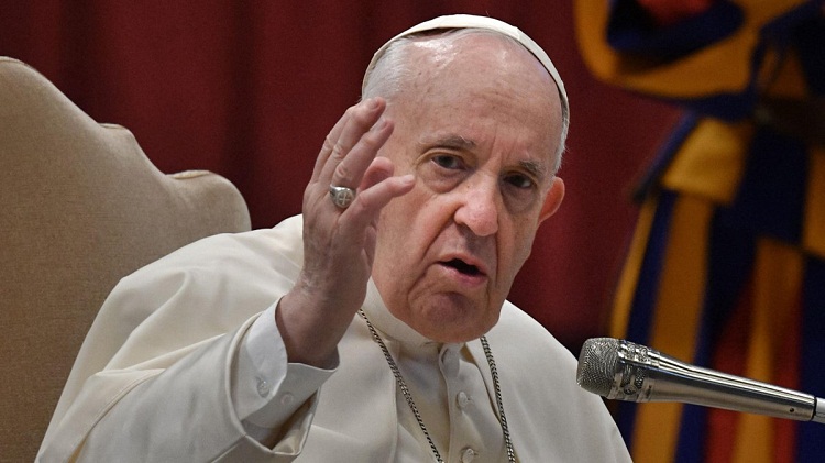 El Papa: Se necesitan jóvenes que cambien el mundo y no esclavos del móvil